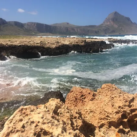 Casa vacanze Barbara Per 4 Adulti , Spazio Esterno E Parcheggio *