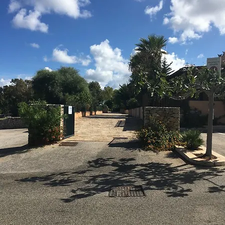 Barbara Per 4 Adulti , Spazio Esterno E Parcheggio Casa vacanze *