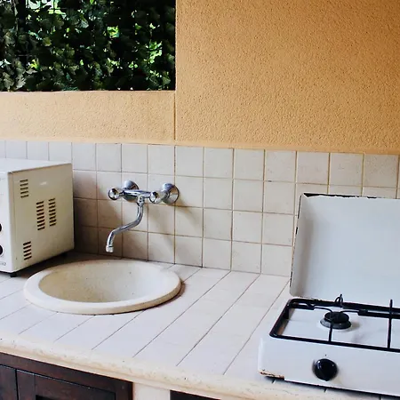 Casa vacanze Barbara Per 4 Adulti , Spazio Esterno E Parcheggio *